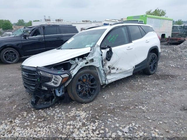 2022 GMC TERRAIN AWD SLT 2