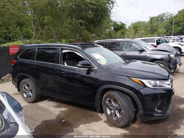 2017 TOYOTA HIGHLANDER LIMITED PLATINUM 14