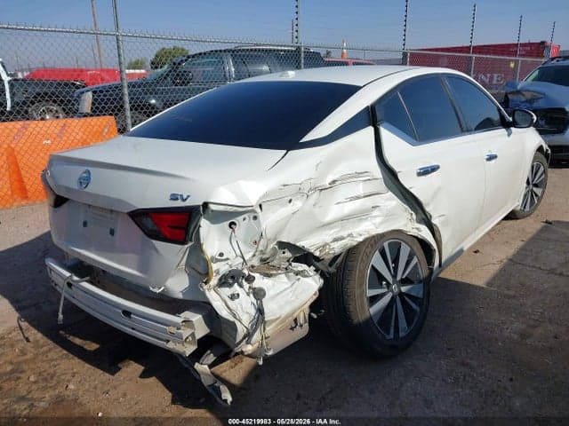 2022 NISSAN ALTIMA SV FWD 4
