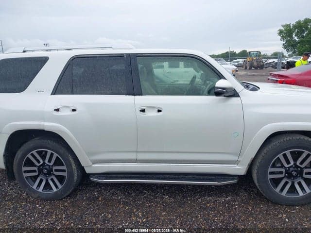 2022 TOYOTA 4RUNNER LIMITED 14