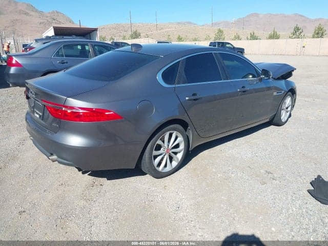 2018 JAGUAR XF 25T 4