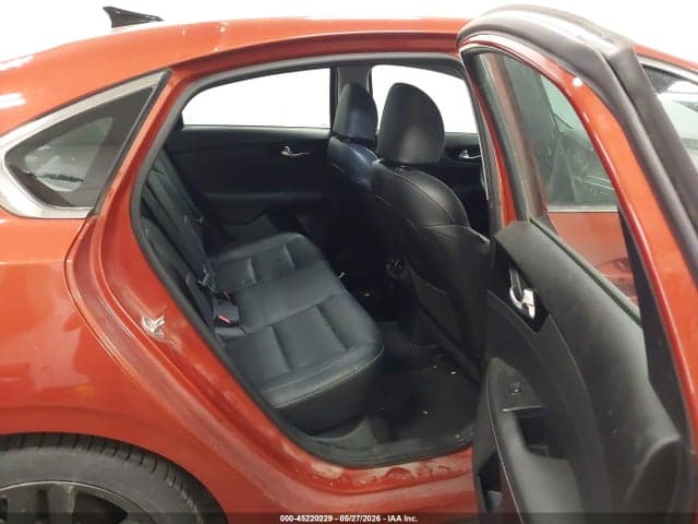 2019 KIA FORTE EX 8