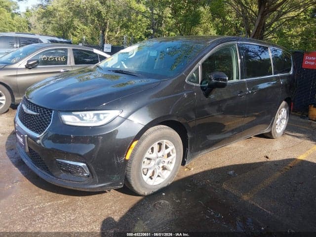 2023 CHRYSLER PACIFICA TOURING L 2