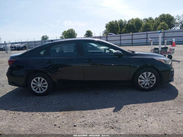2021 KIA FORTE FE 13