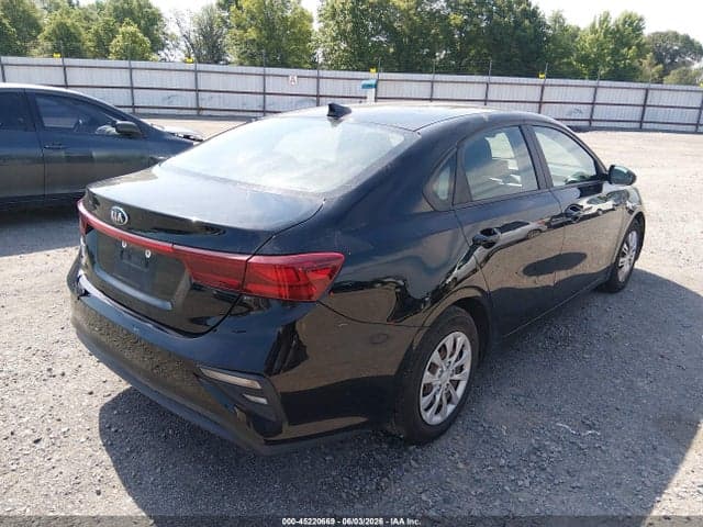 2021 KIA FORTE FE 4