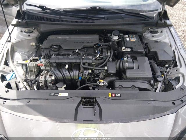 2024 HYUNDAI ELANTRA SE 10
