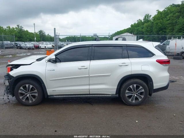 2019 TOYOTA HIGHLANDER HYBRID LIMITED PLATINUM 14