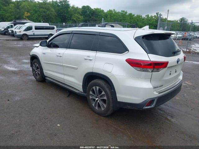 2019 TOYOTA HIGHLANDER HYBRID LIMITED PLATINUM 3