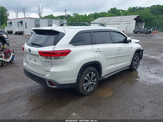 2019 TOYOTA HIGHLANDER HYBRID LIMITED PLATINUM 4