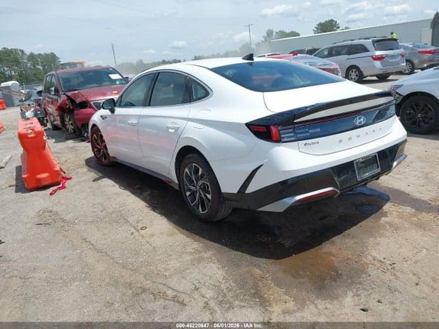 2025 HYUNDAI SONATA SEL 3