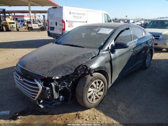 2018 HYUNDAI ELANTRA SE 2