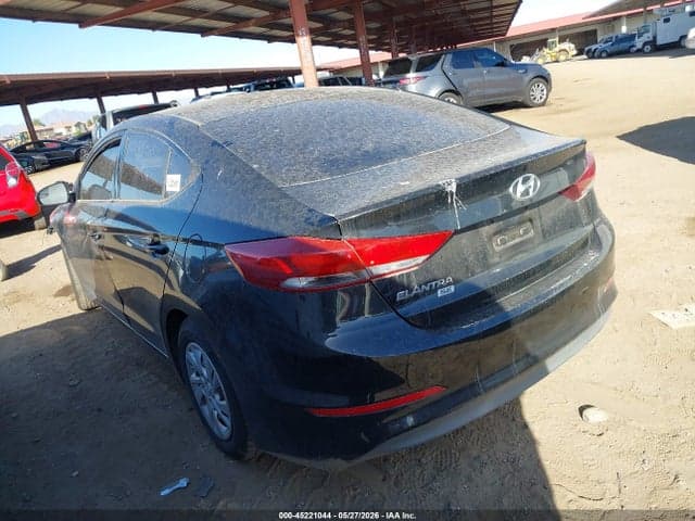 2018 HYUNDAI ELANTRA SE 3