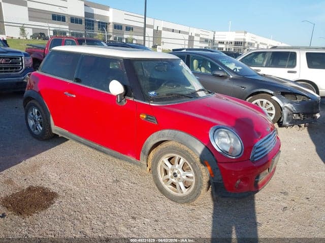 2013 MINI HARDTOP COOPER 1
