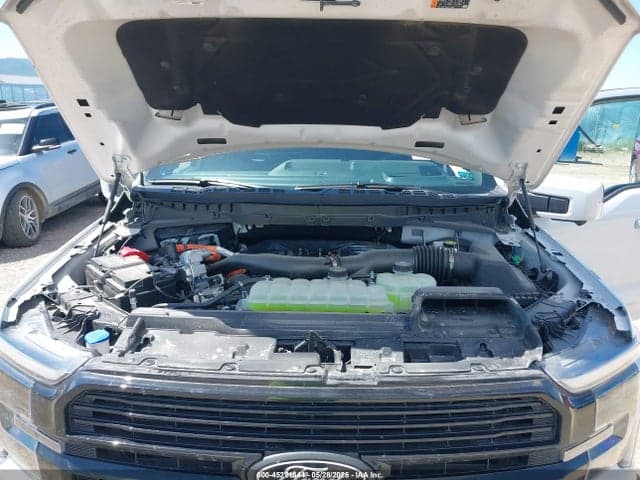 2025 FORD F-150 PLATINUM 10
