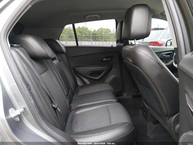 2019 CHEVROLET TRAX LT 8
