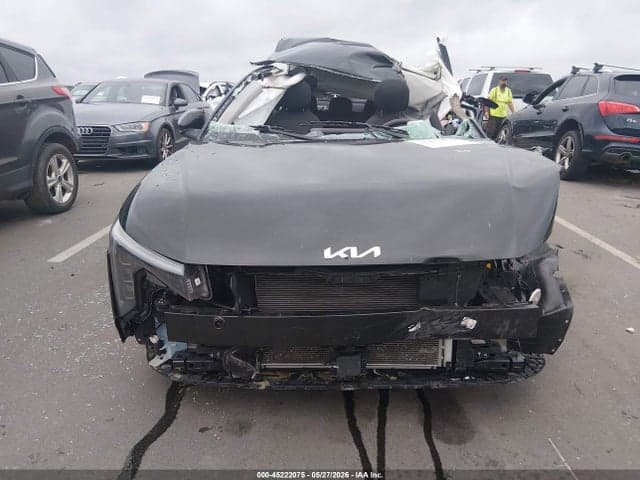 2025 KIA K4 LX 12