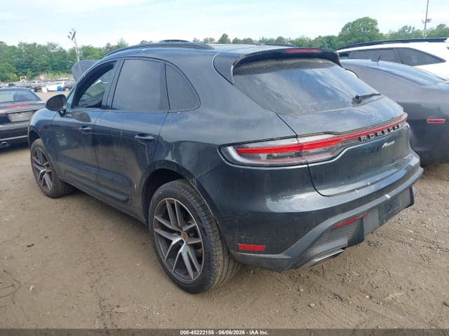 2026 PORSCHE MACAN T 3