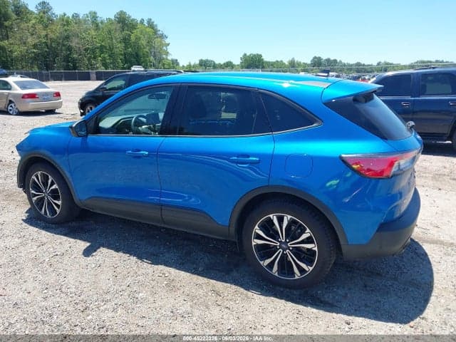 2021 FORD ESCAPE SE 3