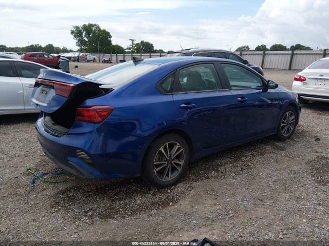 2022 KIA FORTE LXS 4