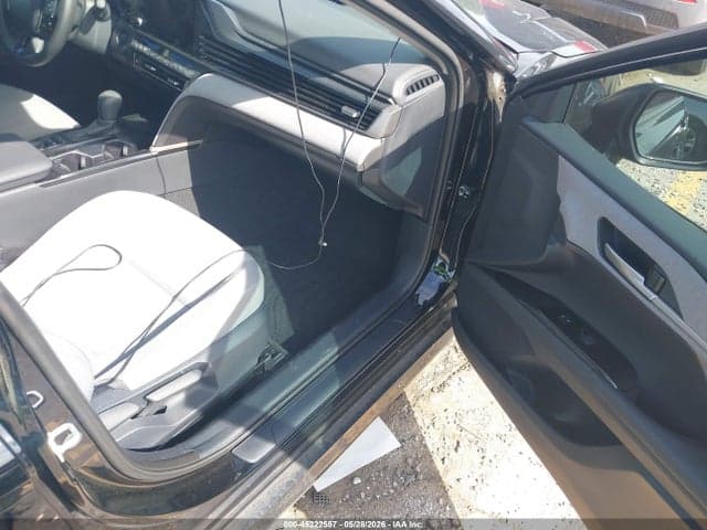 2025 TOYOTA CAMRY LE 5