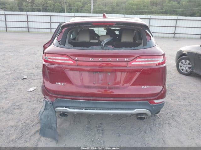 2017 LINCOLN MKC PREMIERE 17