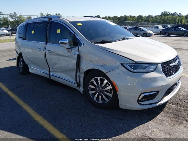 2021 CHRYSLER PACIFICA HYBRID LIMITED - 1