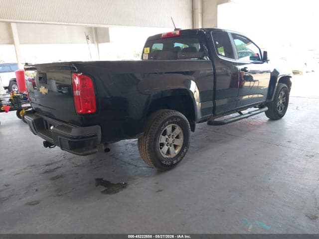 2017 CHEVROLET COLORADO WT 4