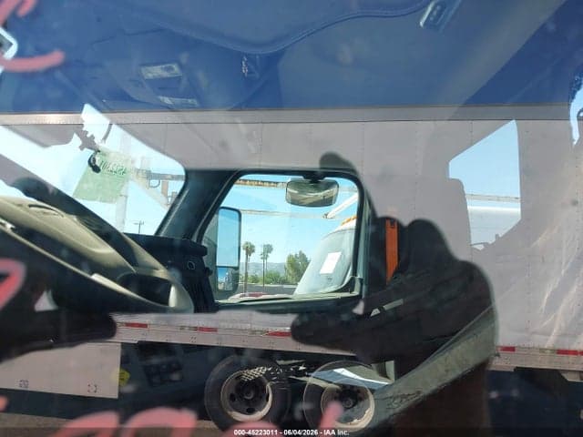 2022 FREIGHTLINER NEW CASCADIA 116 6