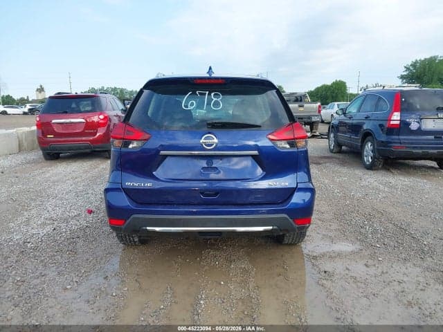 2017 NISSAN ROGUE SV 16