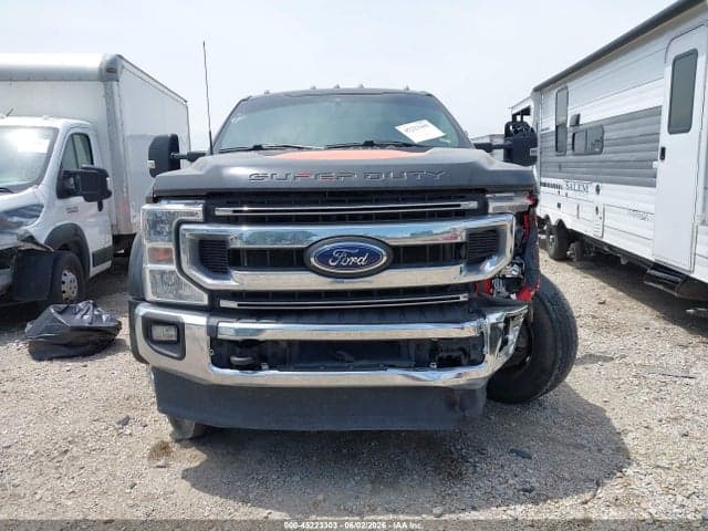 2021 FORD F-600 CHASSIS XLT 13