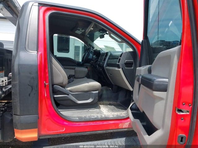 2021 FORD F-600 CHASSIS XLT 7