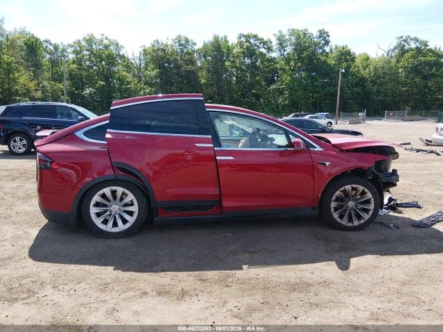 2018 TESLA MODEL X 14