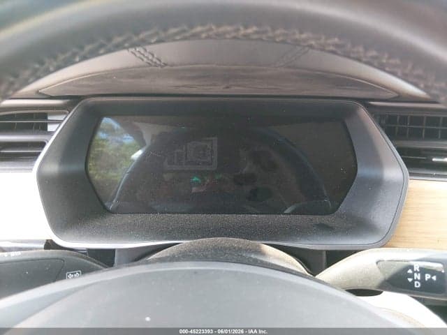 2018 TESLA MODEL X 16