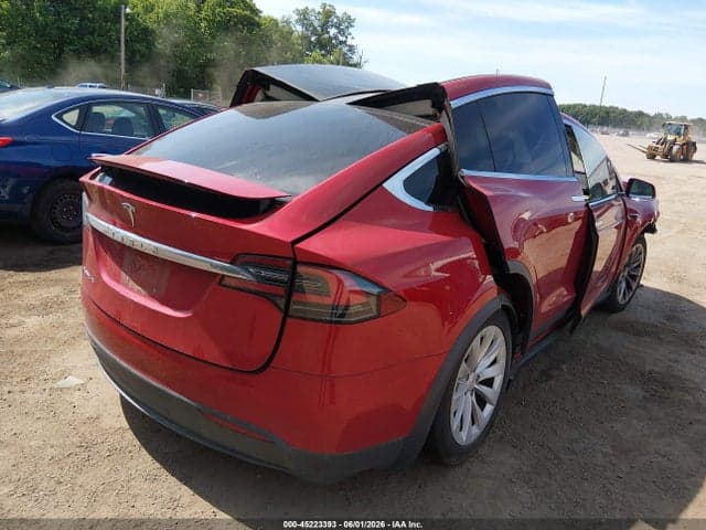 2018 TESLA MODEL X 4