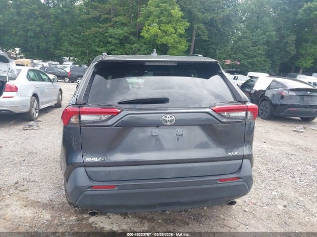 2020 TOYOTA RAV4 XLE PREMIUM 16