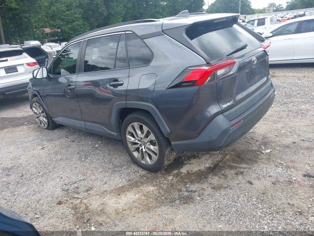 2020 TOYOTA RAV4 XLE PREMIUM 3