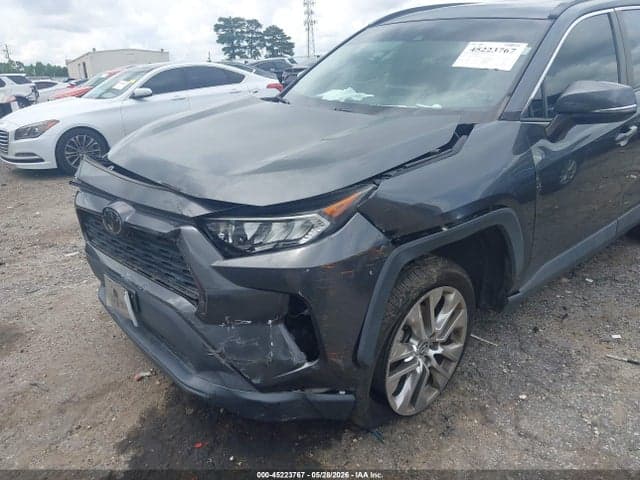 2020 TOYOTA RAV4 XLE PREMIUM 6
