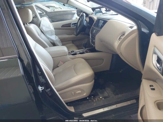 2019 NISSAN PATHFINDER PLATINUM 5