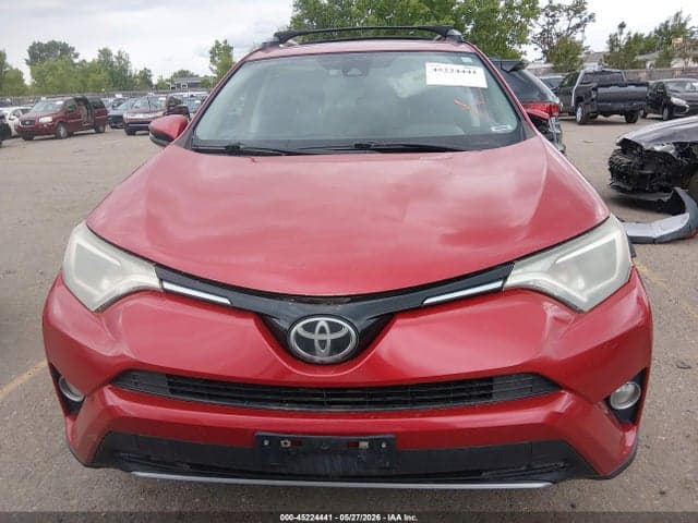 2017 TOYOTA RAV4 XLE 13