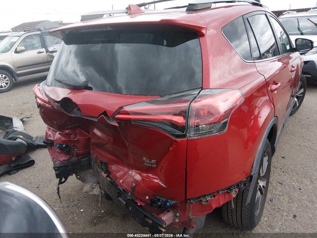 2017 TOYOTA RAV4 XLE 17
