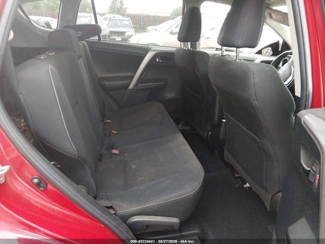 2017 TOYOTA RAV4 XLE 8