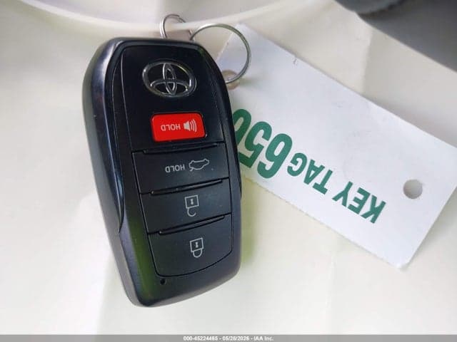 2025 TOYOTA CAMRY SE 11