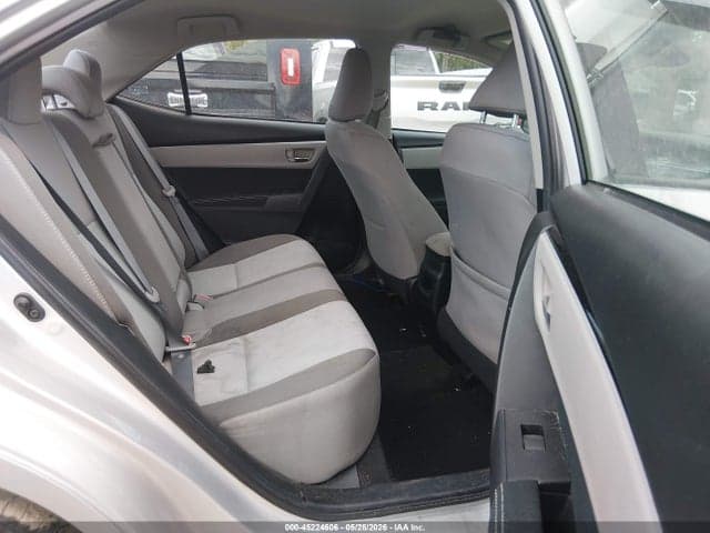 2018 TOYOTA COROLLA LE 8