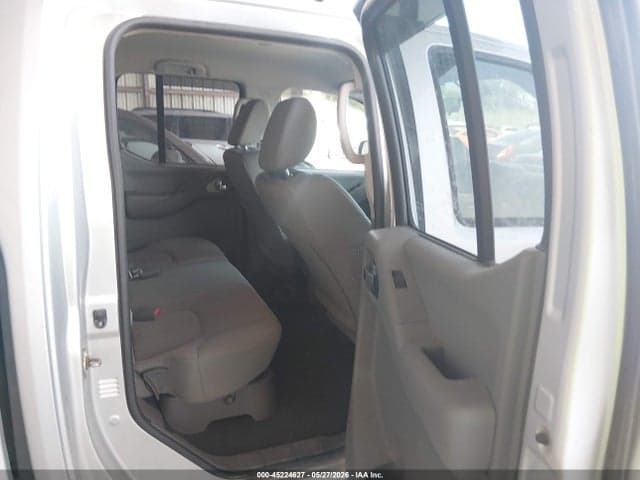 2019 NISSAN FRONTIER SV 8
