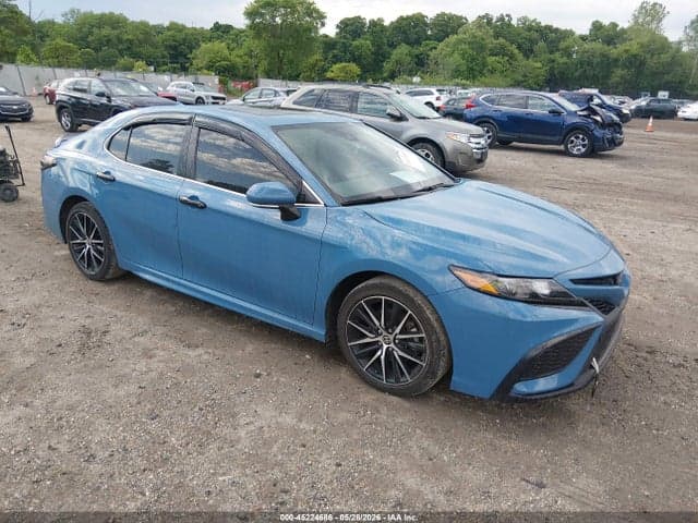 2024 TOYOTA CAMRY SE - 1