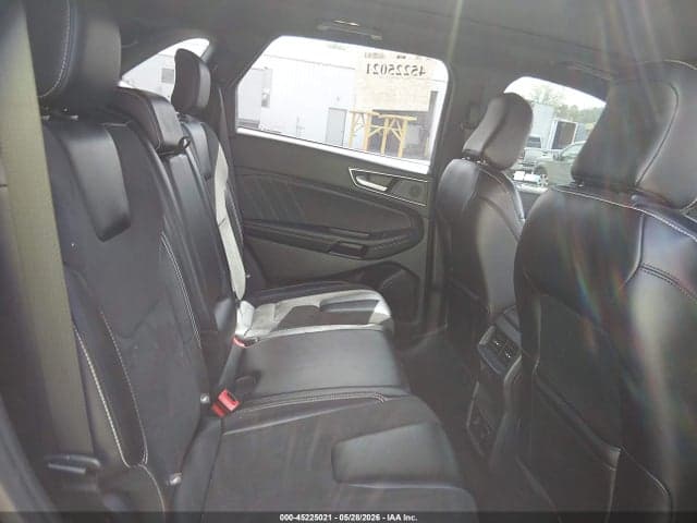 2022 FORD EDGE ST 8