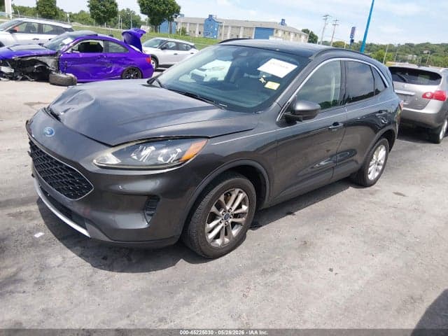 2020 FORD ESCAPE SE 2