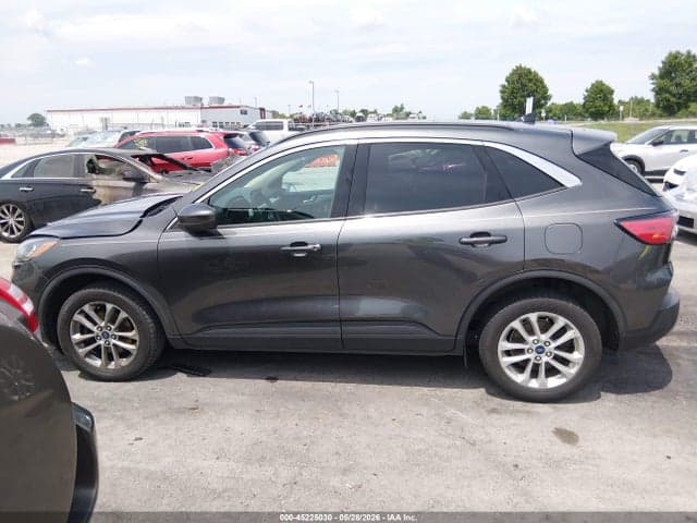 2020 FORD ESCAPE SE 14