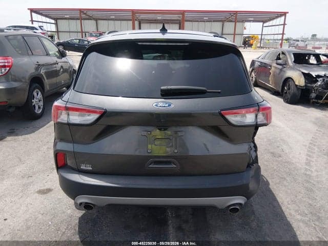 2020 FORD ESCAPE SE 19