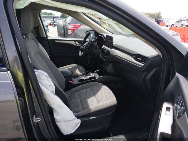 2020 FORD ESCAPE SE 5